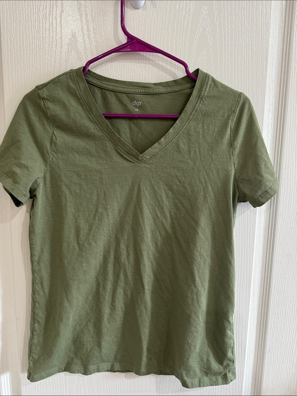 dip Olive Green V-Neck Short Sleeve Tee